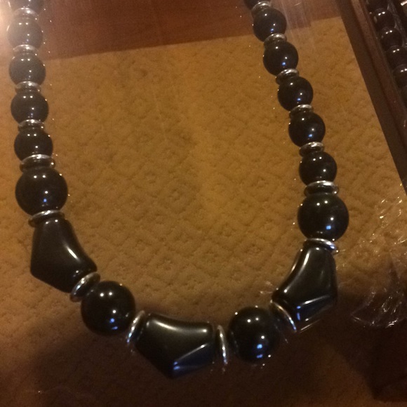 Necklace - Picture 5 of 6